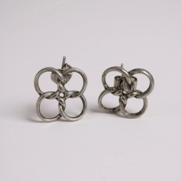 Tiffany & Co. Elsa Peretti Quadrifoglio Four Leaf Clover Silver Earrings - Picture 1 of 10